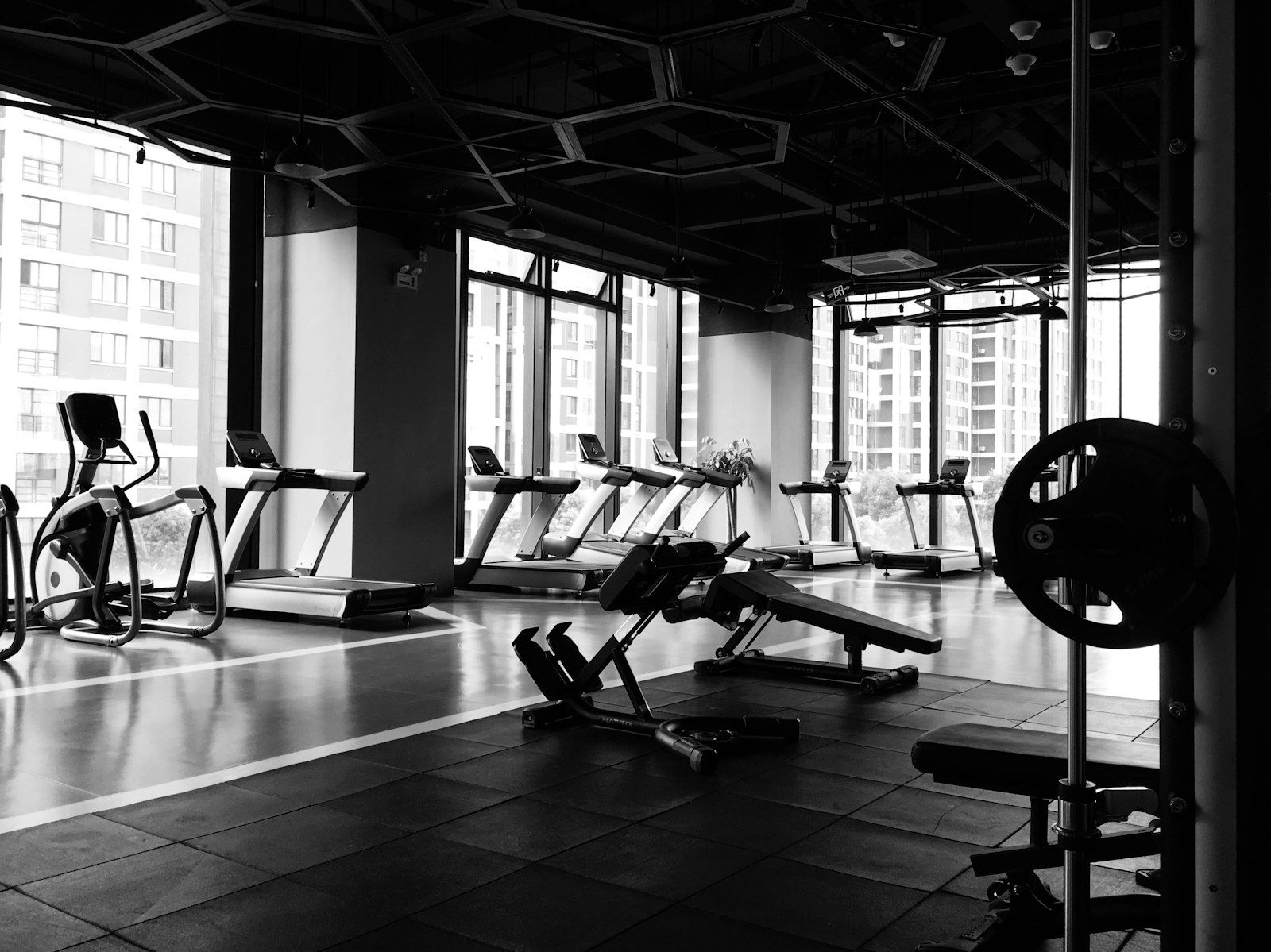 Spin studio in the dark